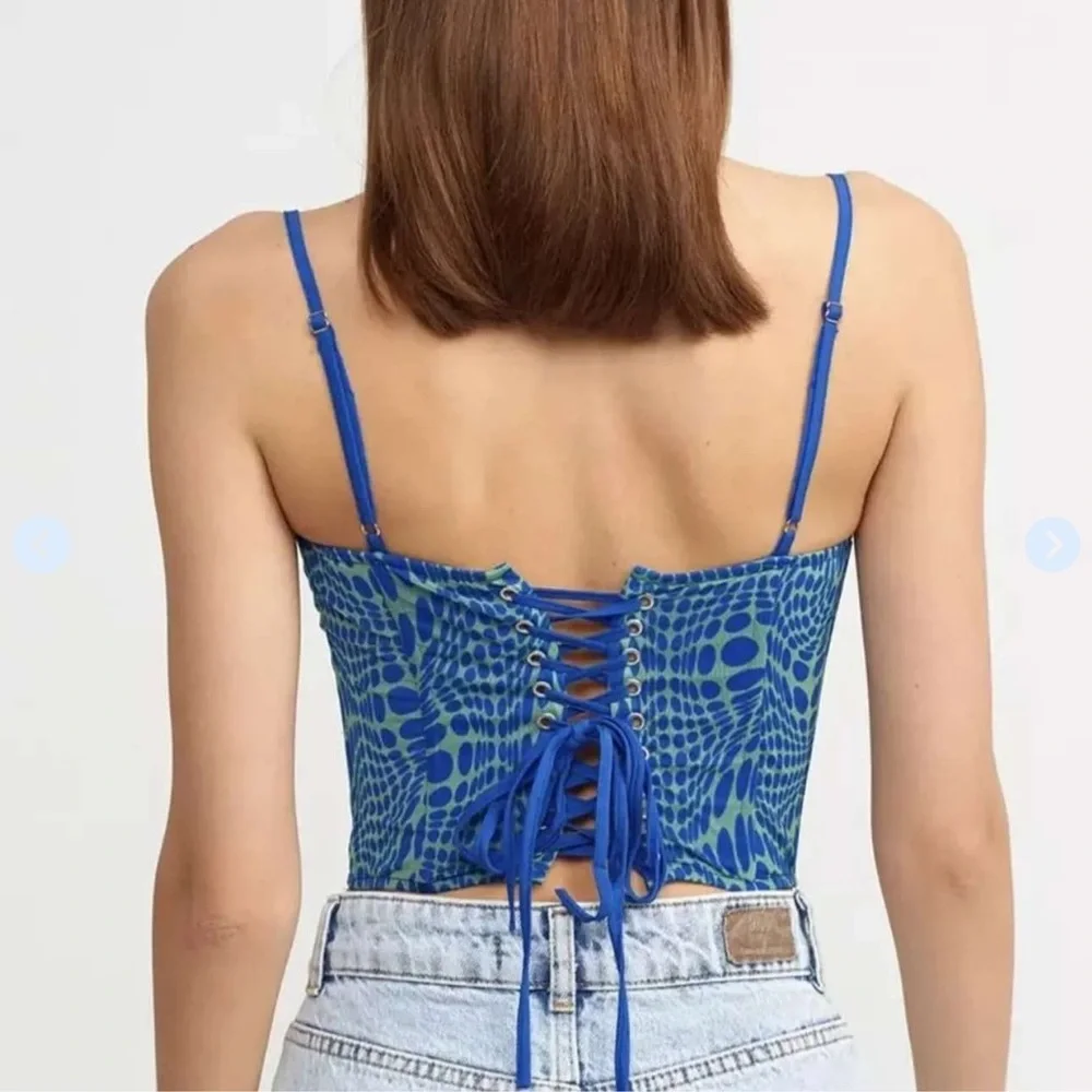 Blue top - Picture 2 of 7